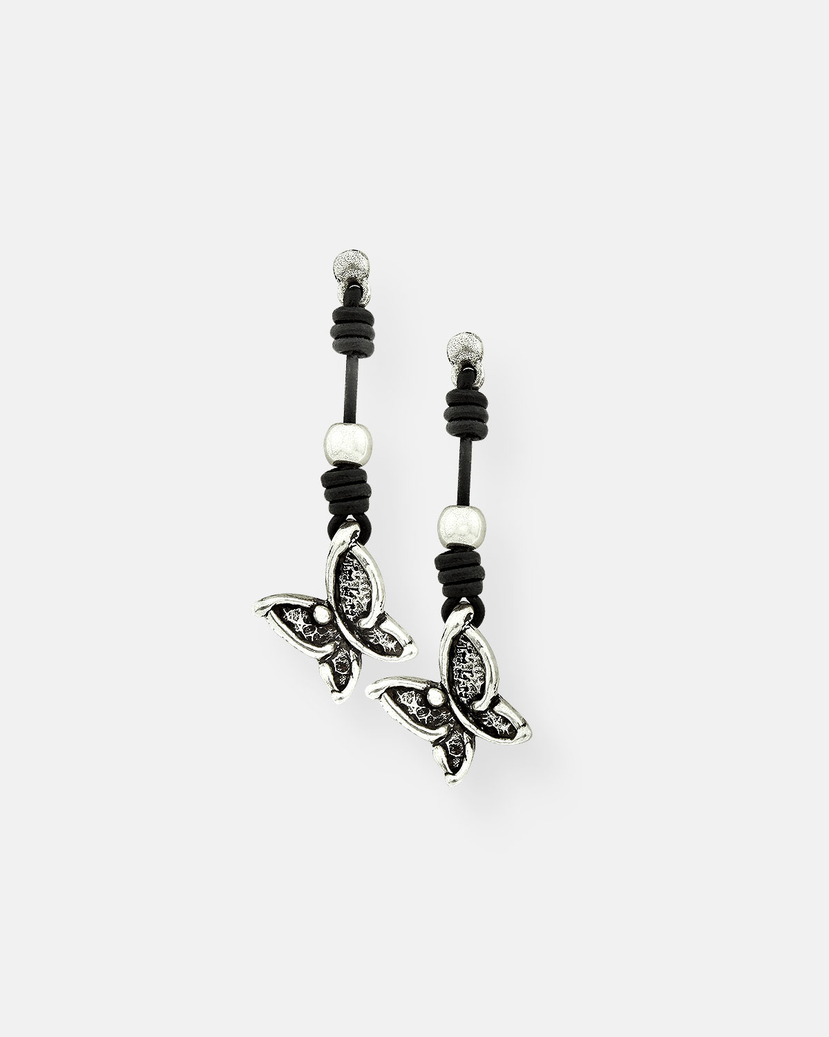 PENDIENTES LARGO CUERO VUELA