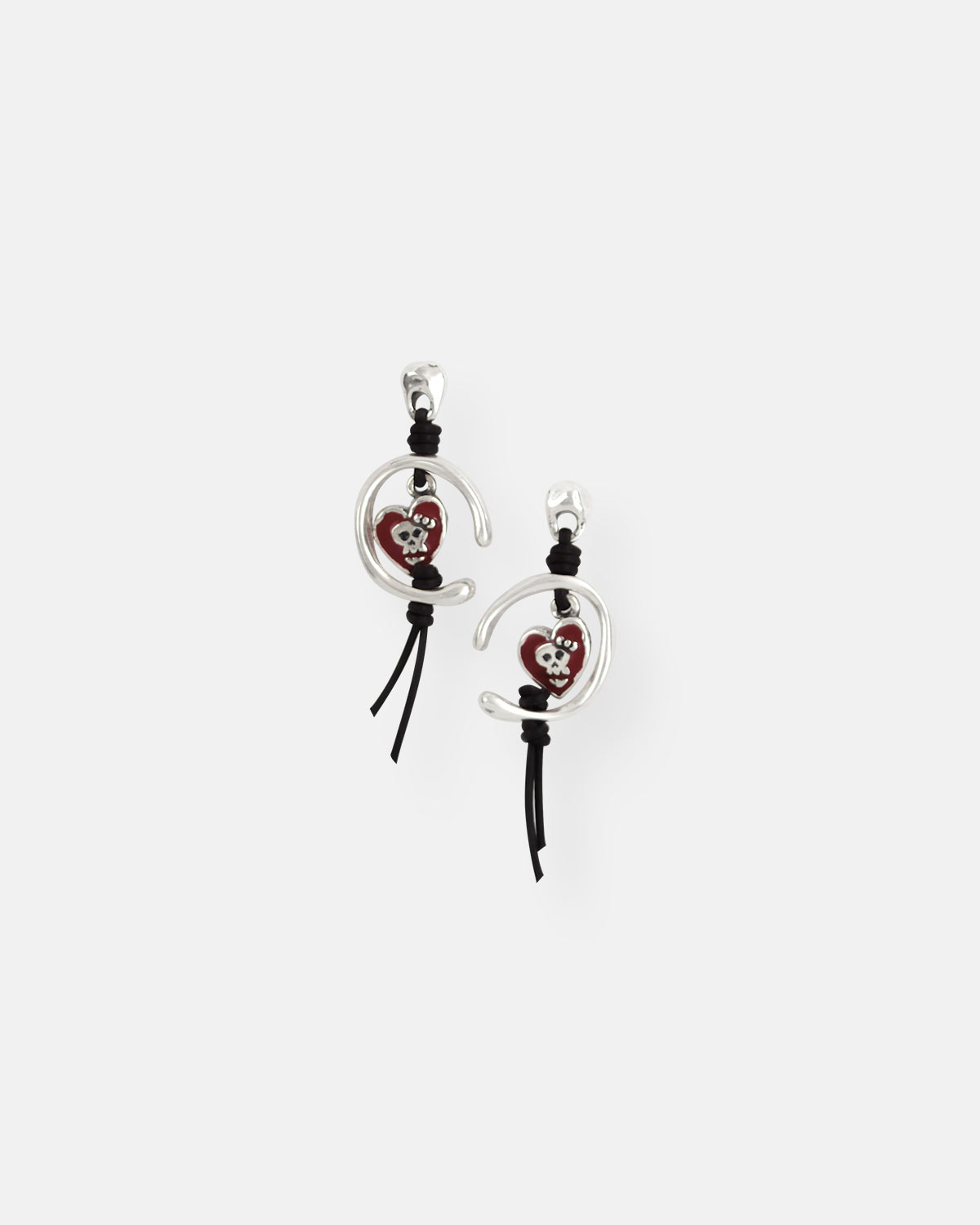 PENDIENTES CUERO LOVE CATRINA